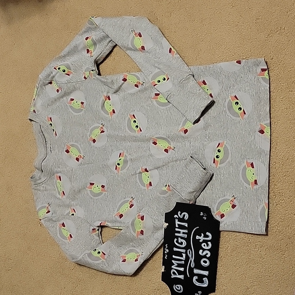 Spotted Zebra Star Wars Grogu Long Sleeve T-Shirt Gray Mandalorian